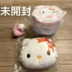 新品♡サンリオ ふわふわフェイスポシェット、ミニバニティポーチ、しっぽマスコット