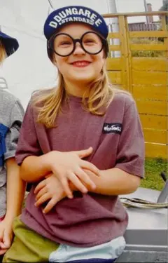 デニムダンガリー ワイルドシングス　コラボ　Tシャツ