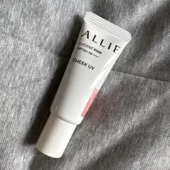 ALLIE クロノビューティ　カラーオンUV チーク　 ルーセントピンク 15gのサムネイル
