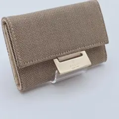 【訳あり】GUCCI キャンバス　ゴールドプレート　6連キーケース