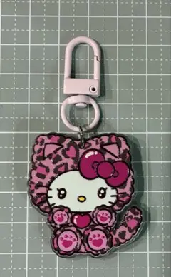 ハローキティ アクリルキーホルダー ヒョウ柄 ピンク ギャル コギャルのサムネイル