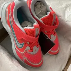 Nikeコズミックランナー　スニーカー　19㎝
