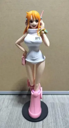 ワンピース　フィギュア　ナミ　EGGHEAD STYLE