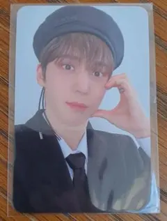 ATEEZ アチズ GOLDEN HOUR ポップアップ 購入 特典 トレカ F