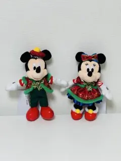 【新品】ディズニー クリスマス2025 ぬいぐるみバッジ ミッキー ミニー