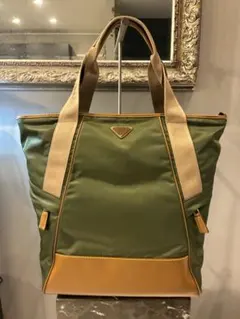 PRADA Re-Nylon トートバッグ カーキのサムネイル