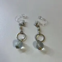 青色ビーズイヤリング