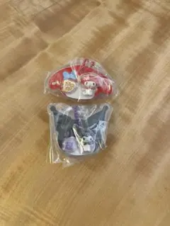 【シークレット】サンリオキャラクターズ パッケージチャーム＆チョコボーロ　2点