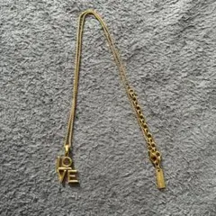 サンローラン　ysl ネックレス　love 愛　金色　ゴールドのサムネイル