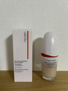 SHISEIDO エッセンススキングロウ　ファンデーション　140 SPF30