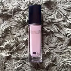 Dior フォーエバー スキン コレクター 0N