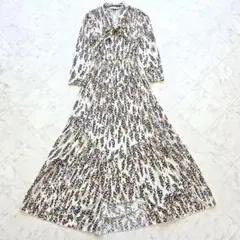sov. ダブルスタンダード バタフライVネックプリントワンピース - メルカリ