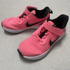 ☆AnZu☆ 専用です。NIKE REVOLUTION ピンク スニーカー
