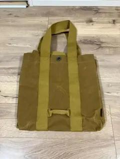 Item thumbnail for item 5e85ba01-e1ce-48e1-93c5-0acbb44c7e2c