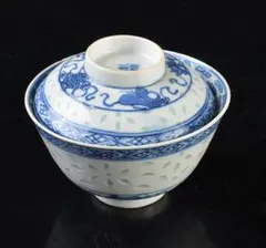 中国　大清康煕年製　青花蓮花文　透蛍手蓋茶碗　M　R5197 中国 大清康煕年製 青花蓮花文 透蛍手蓋茶碗 V R5197 - メルカリ