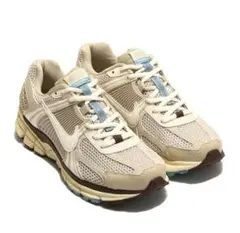 Item thumbnail for item 957f9499-d9f6-413b-bcb7-d98d6da083ca