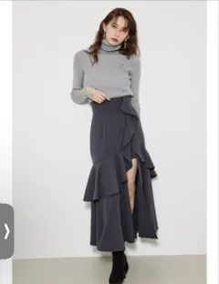 rienda フリルスリットハイウエストスコートショートパンツ　タグ付きのサムネイル