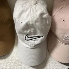 ナイキ 白 キャップ