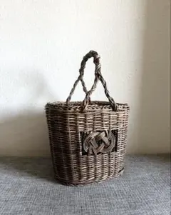 Item thumbnail for item b5a8ab65-977c-4714-850e-731f5de019b3