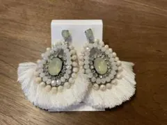 Venus ウェディングアクセサリー　ピアス