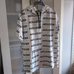 Hollister ロゴプリント フード付きパーカー　半袖