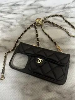 CHANEL ブラック レザー ケース iPhone15pro