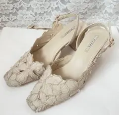 RANDA フラワーカッティングパンプス