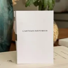 L'Artisan Parfumeur Eau d'Ambre Extrêmeのサムネイル