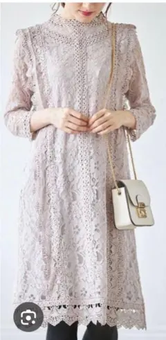 【新品タグ付】tocco closet 総レースワンピース ピンクベージュ M