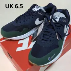 Item thumbnail for item b21bace8-d07b-42db-827a-55ad58462748