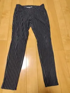 UNIQLOストライプレギンスパンツ