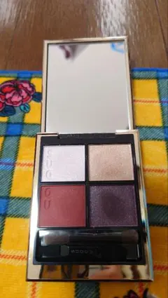 SUQQU シグニチャー カラー アイズ 10 アイシャドウパレット