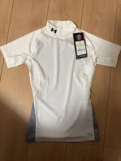 Under Armour ハイネックアンダーシャツ ホワイト/グレー