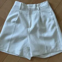 ショートパンツ