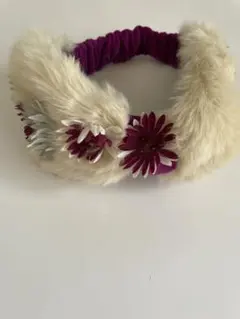 ファー付き花飾りヘアバンド