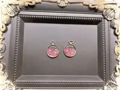 赤いお花の懐中時計形 パーツ 2個