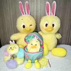 うさピヨ　ぬいぐるみ　ぬいぐるみバッジ　シュシュ　ディズニーシー　イースター