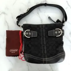 COACHコーチ ワンショルダーバッグ　黒　シグネチャー　袋付
