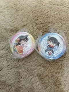 名探偵コナン 缶バッジ 2個セット　くら寿司