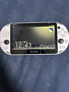PS VITA ホワイト　本体　説明書　箱付き 充電器等無し