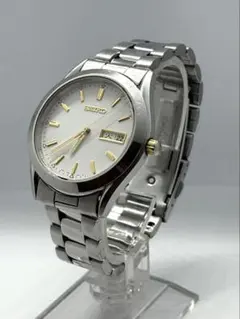 SEIKO セイコー　腕時計　スピリット　ゴールド　シルバー