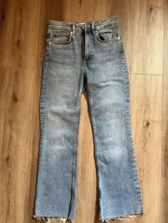 Item thumbnail for item fa3a2cad-0fe9-43c5-b342-05d156b3e14c