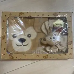 ダッフィー　出産祝い ベビー スタイ ラトル ガーゼ ディズニーシー