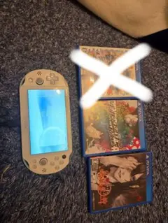 PS Vita ホワイト 本体 + ゲーム3本セット(ダンガンロンパセット)