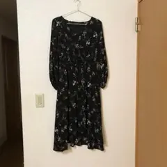 NGNIイング 花柄ワンピース