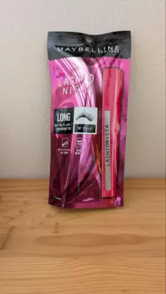 【新品未使用】メイベリン ラッシュニスタ N01 ブラック　ロングマスカラ