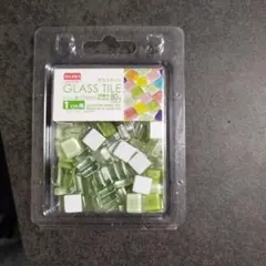 DAISO GLASS TILE グリーン 80g 1cm角