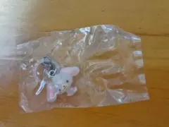 サンリオゆるっとめじるしアクセサリー　しろうさ