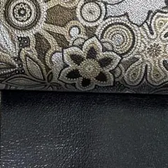 ☆35755 プリント豚革2枚(プロフィールをお読み下さい