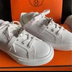 Item thumbnail for item a2124ce1-9fb7-4411-be6d-4bdfc6b3ad4e